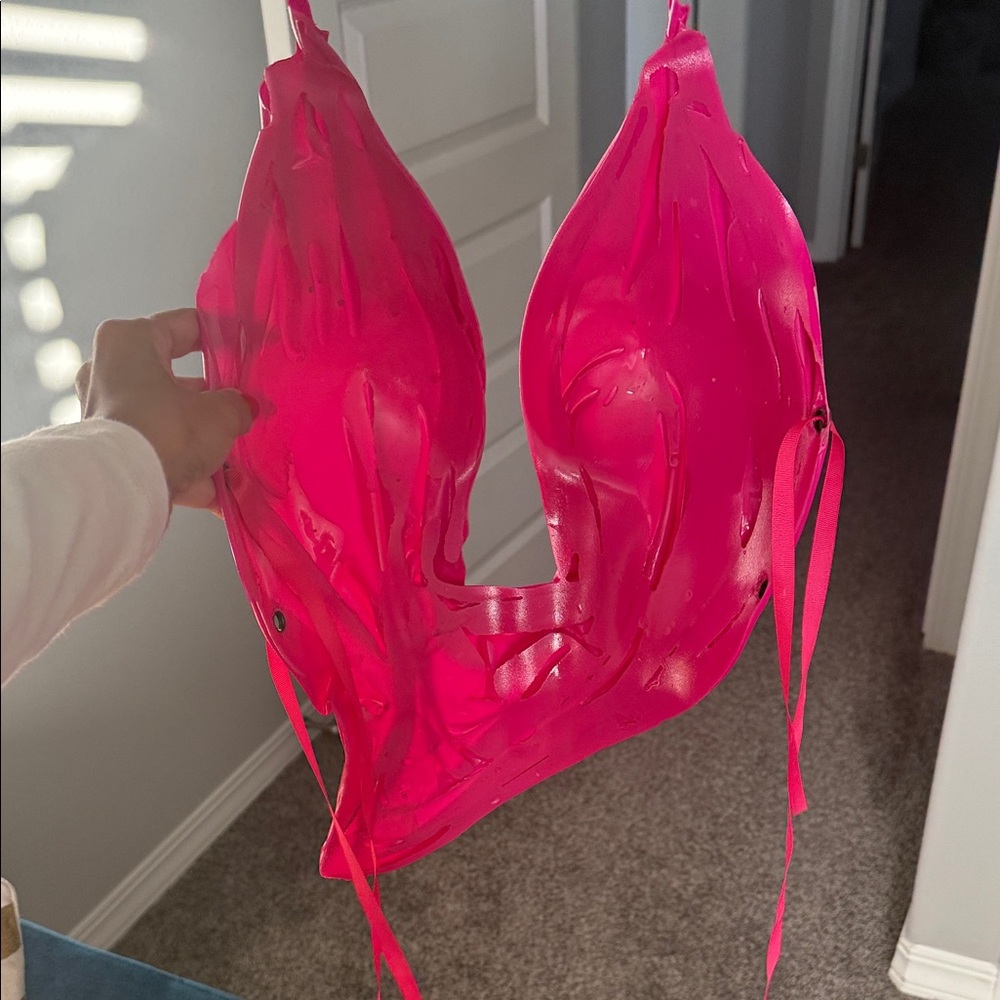 Vibrant Pink Halter Top - Picture 3 of 6